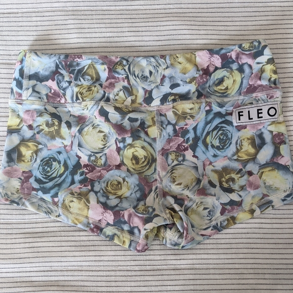 FLEO powerlift shorts - Picture 1 of 2